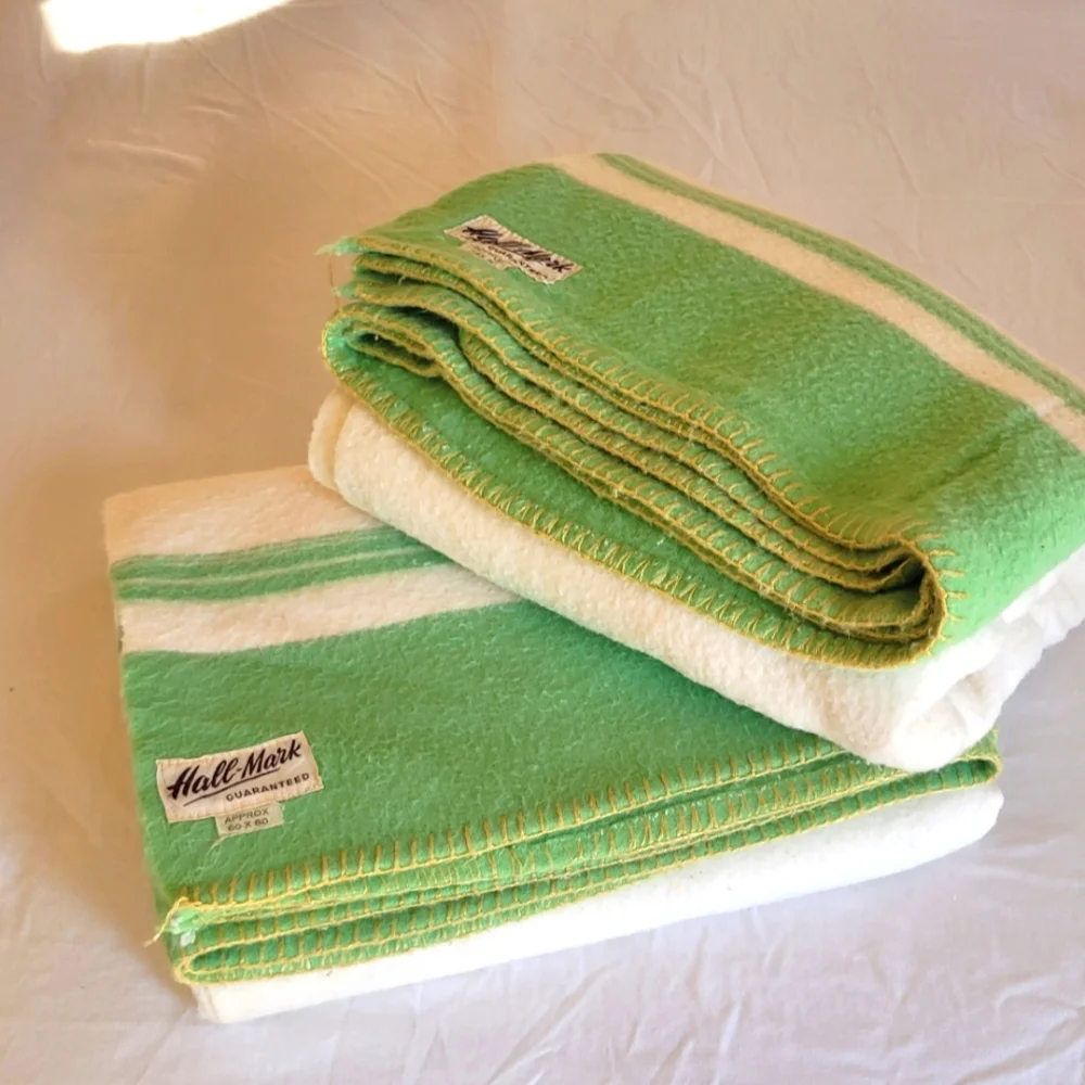 Vintage Wool Blend Blanket 60x80 - Picture 1 of 12